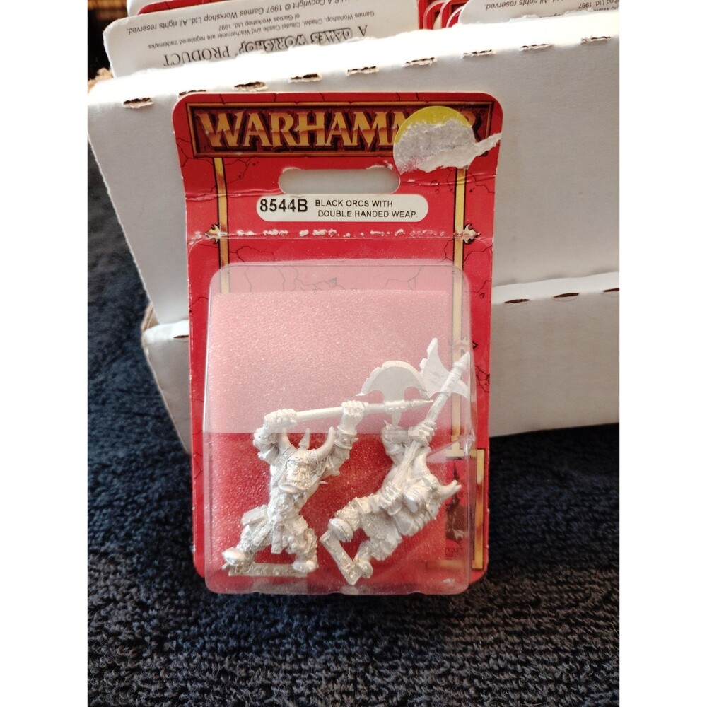 Games Workshop Warhammer Fantasy 8544B Black Orcs With double handed weapons